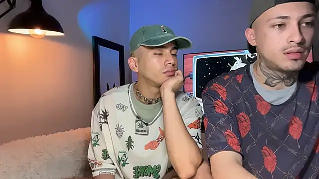 Snapshot of Noah_and_Steven chatting on 23, 7, 2026 Noah and Steven online show from 23, 7, 2026