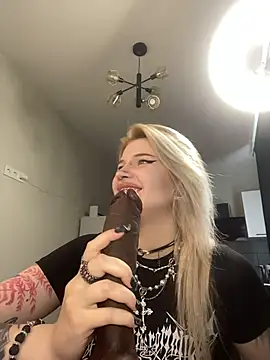 DriveThruCiri online show from 3, 5, 2026