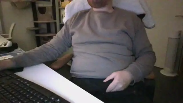 Snapshot of richard9718 chatting on 6, 5, 2026 richard9718 online show from 6, 5, 2026