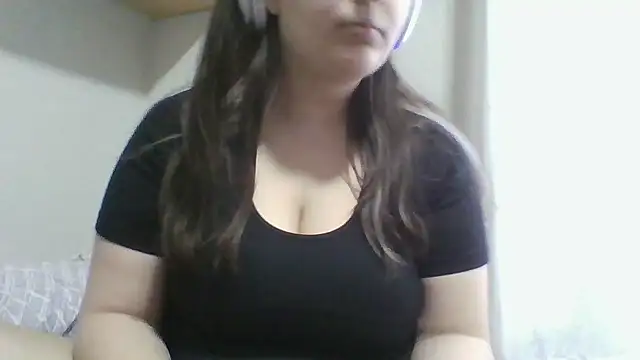 SmokeyAnne online show from 20, 4, 2026