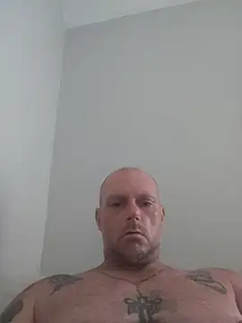 Snapshot of thatgoodmattgood chatting on 5, 7, 2026 thatgoodmattgood online show from 5, 7, 2026