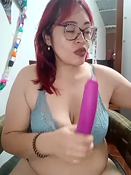 Snapshot of Amaranta-Luque chatting on 13, 7, 2026 Amaranta-Luque online show from 13, 7, 2026