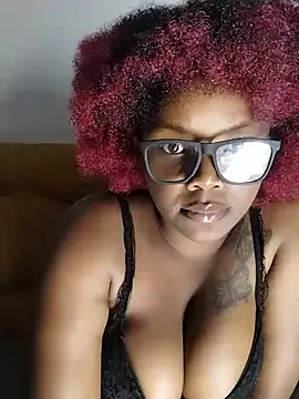 Snapshot of thicknuun chatting on 23, 5, 2026 thicknuun online show from 23, 5, 2026