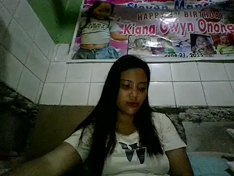 Snapshot of juicyredt chatting on 17, 6, 2026 juicyredt online show from 17, 6, 2026