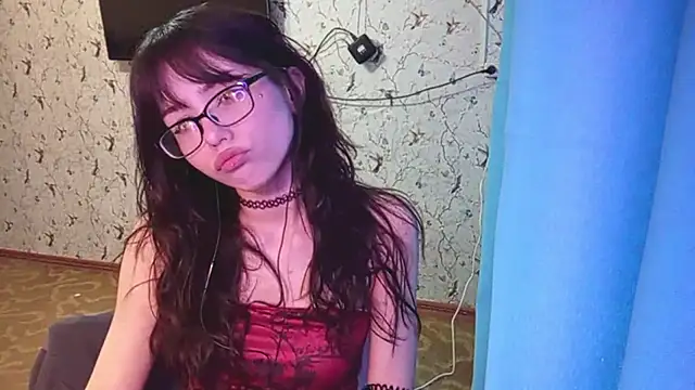 Snapshot of DelicaBrome chatting on 6, 6, 2026 DelicaBrome online show from 6, 6, 2026