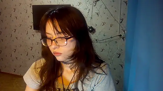 Snapshot of DelicaBrome chatting on 27, 5, 2026 DelicaBrome online show from 27, 5, 2026