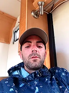 Snapshot of alieno_napoletano chatting on 27, 4, 2026 alieno napoletano online show from 27, 4, 2026