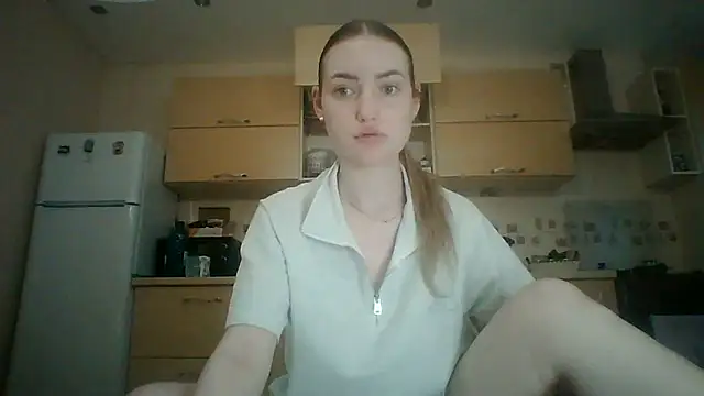 Lisanta online show from 8, 7, 2026