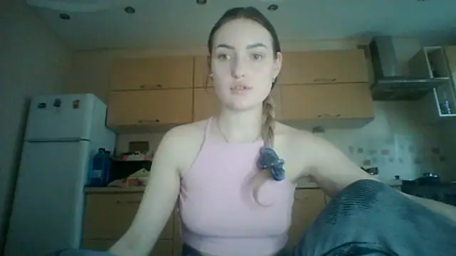 Lisanta online show from 12, 7, 2026