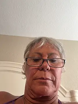 SilverRain  online show from 10, 5, 2026