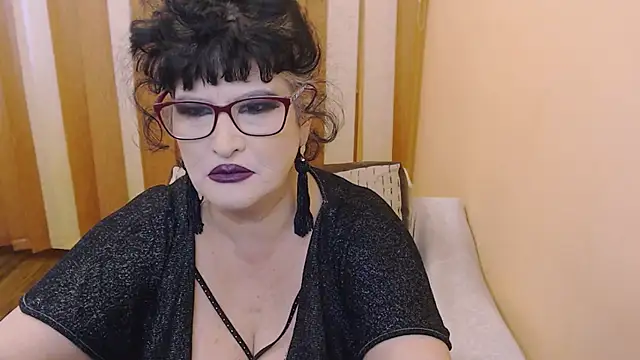 QuuenOfSin online show from 2, 3, 2025