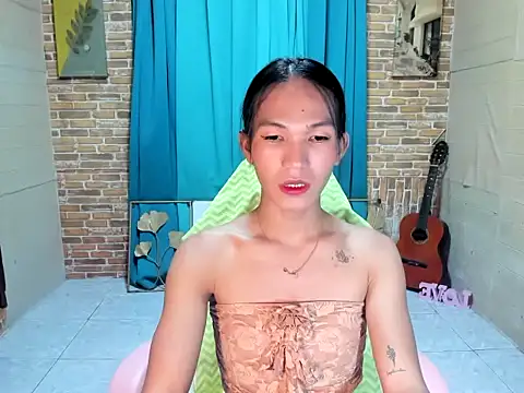 urnaughty kim online show from 11, 6, 2026
