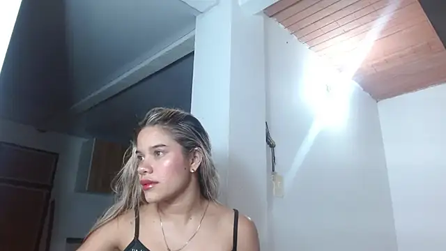Snapshot of little_babyboo_ chatting on 2, 5, 2026 little babyboo online show from 2, 5, 2026