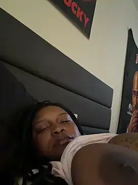 Snapshot of thedarkenchantress chatting on 12, 4, 2026 thedarkenchantress online show from 12, 4, 2026
