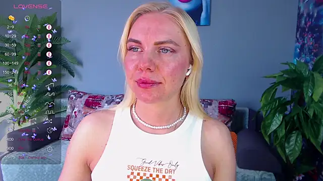 Snapshot of FromRussia chatting on 5, 6, 2026 FromRussia online show from 5, 6, 2026