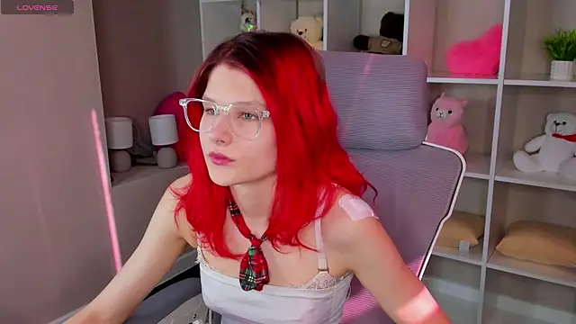 Bonnie Hernandez online show from 2, 5, 2026