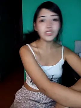 Snapshot of HonyHanna chatting on 3, 5, 2026 HonyHanna online show from 3, 5, 2026