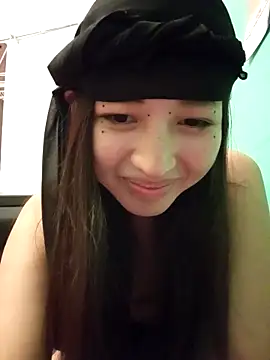 Snapshot of HonyHanna chatting on 23, 4, 2026 HonyHanna online show from 23, 4, 2026