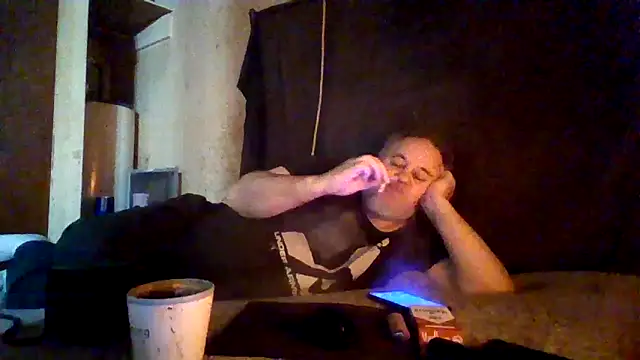 Snapshot of Nightshade1195 chatting on 6, 5, 2026 Nightshade1195 online show from 6, 5, 2026
