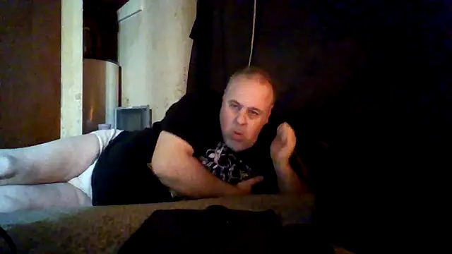 Snapshot of Nightshade1195 chatting on 25, 5, 2026 Nightshade1195 online show from 25, 5, 2026