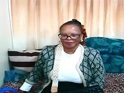 Snapshot of Ebony_Bloom69 chatting on 10, 7, 2026 Ebony Bloom69 online show from 10, 7, 2026