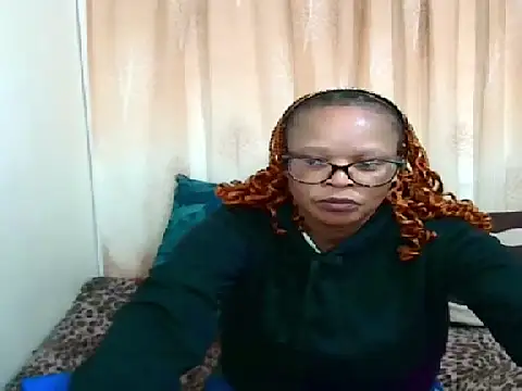 Snapshot of Ebony_Bloom69 chatting on 1, 7, 2026 Ebony Bloom69 online show from 1, 7, 2026