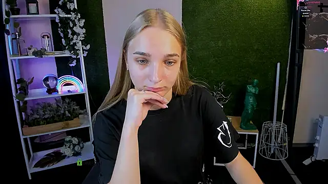 ollivia dream online show from 12, 6, 2026