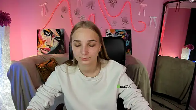 ollivia dream online show from 4, 5, 2026