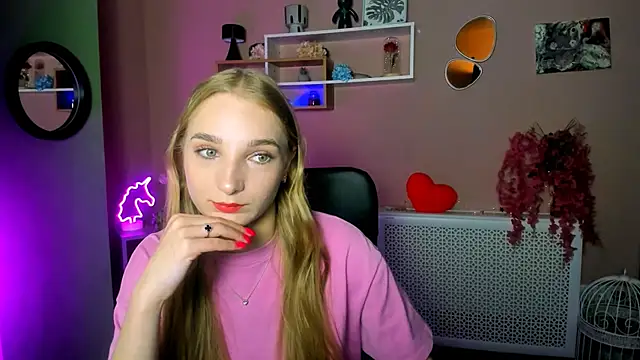 ollivia dream online show from 11, 5, 2026