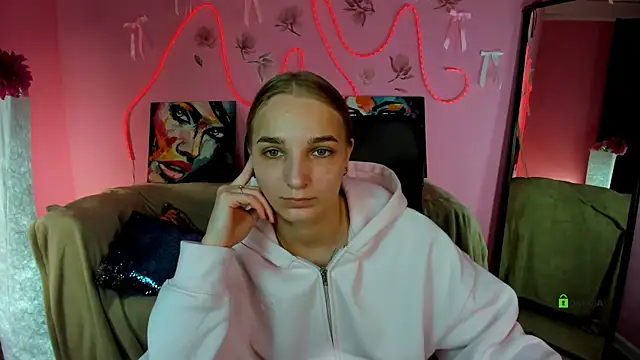 ollivia dream online show from 5, 5, 2026