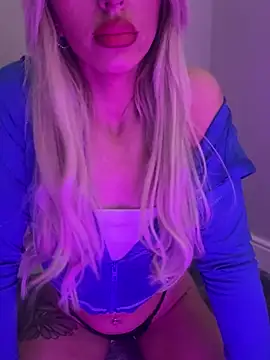 Hisnaughtylilthing online show from 22, 4, 2026