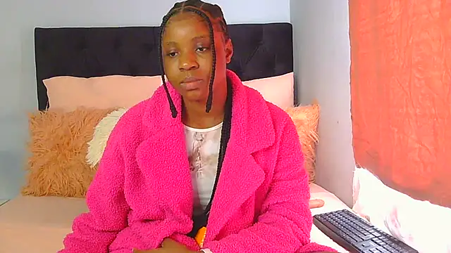 Snapshot of julianaa19 chatting on 22, 5, 2026 julianaa19 online show from 22, 5, 2026
