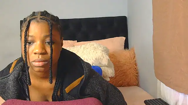 Snapshot of julianaa19 chatting on 25, 5, 2026 julianaa19 online show from 25, 5, 2026