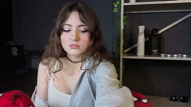 lovergirl4me online show from 5, 6, 2026
