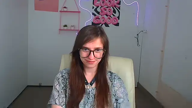 Luna Tantra online show from 19, 6, 2026