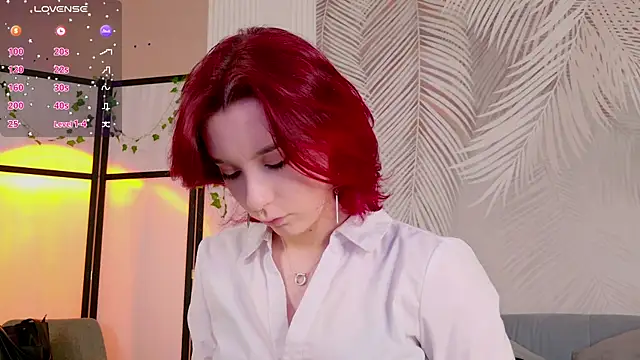 Snapshot of TinaTores chatting on 17, 7, 2026 TinaTores online show from 17, 7, 2026