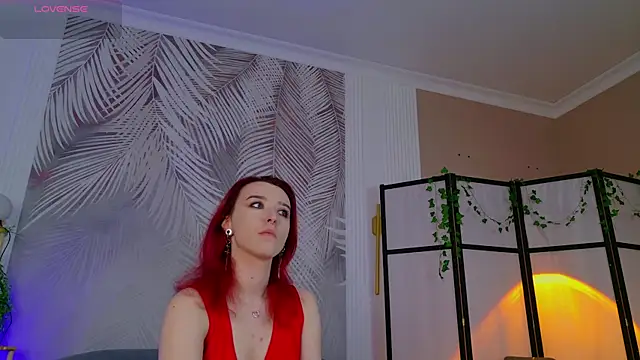 Snapshot of TinaTores chatting on 12, 6, 2026 TinaTores online show from 12, 6, 2026