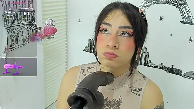 Snapshot of violett_collinss chatting on 8, 6, 2026 violett collinss online show from 8, 6, 2026