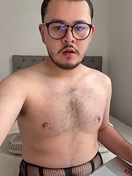 Snapshot of SubBoy_bear chatting on 17, 6, 2026 SubBoy bear online show from 17, 6, 2026
