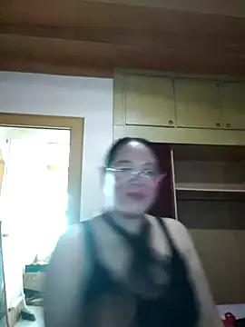Snapshot of lymm78 chatting on 16, 5, 2026 lymm78 online show from 16, 5, 2026