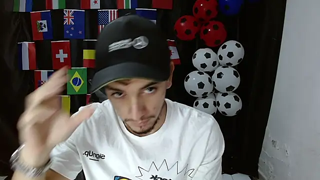 Snapshot of dante_18cm_ chatting on 16, 7, 2026 dante 18cm online show from 16, 7, 2026