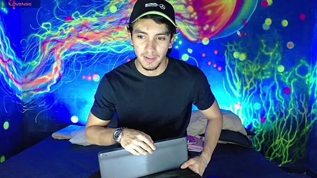 Snapshot of dante_18cm_ chatting on 7, 6, 2026 dante 18cm online show from 7, 6, 2026