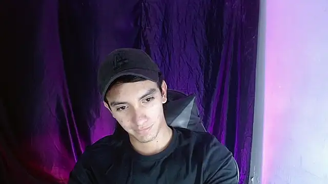 Snapshot of dante_18cm_ chatting on 11, 5, 2026 dante 18cm online show from 11, 5, 2026