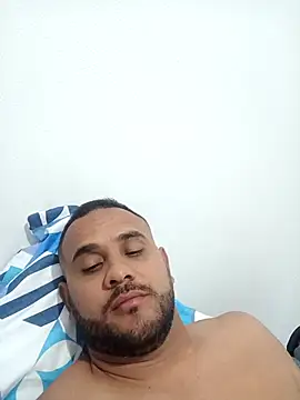 travieso2828 online show from 22, 4, 2026