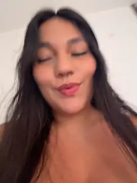 Snapshot of emily_gv1 chatting on 20, 7, 2026 emily gv1 online show from 20, 7, 2026