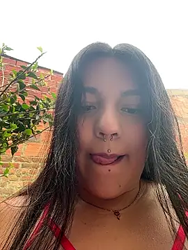 Snapshot of emily_gv1 chatting on 5, 7, 2026 emily gv1 online show from 5, 7, 2026