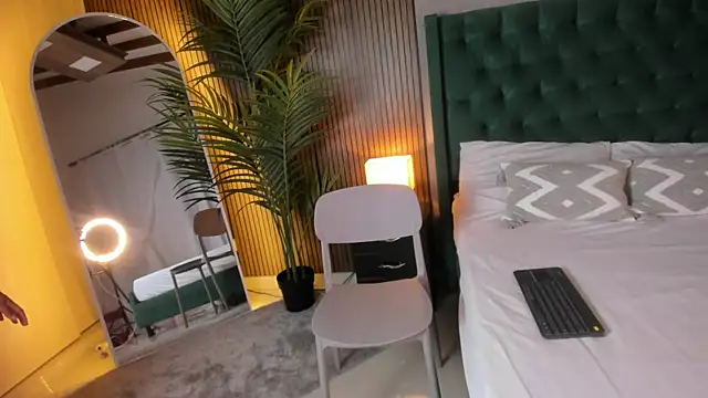 Chloefixxx online show from 27, 4, 2026
