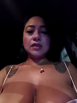 Mia collinslove online show from 22, 4, 2026