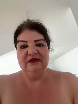 Snapshot of curvymilfmicha chatting on 1, 8, 2026 curvymilfmicha online show from 1, 8, 2026