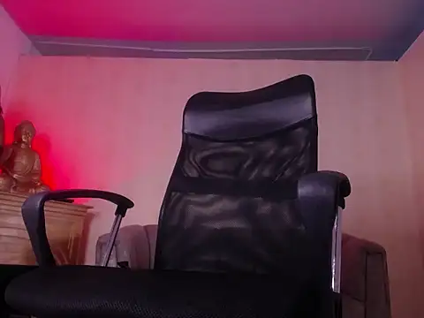 charly mia online show from 31, 7, 2026